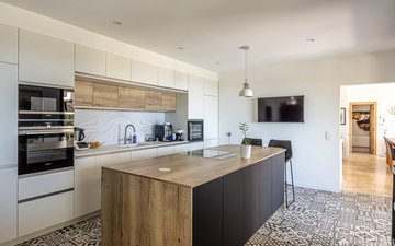 Property slide 10