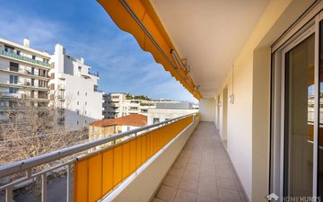 Property slide 19