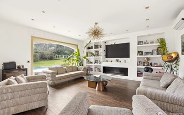 Property slide 4