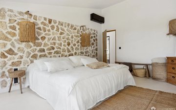 Property slide 8
