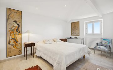 Property slide 7
