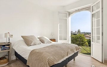 Property slide 5