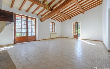 Property slide 10