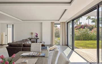Property slide 19