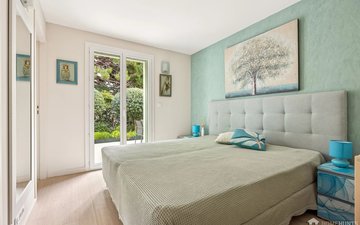 Property slide 3