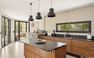 Property slide 10
