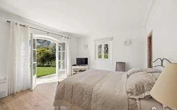 Property slide 8