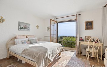 Property slide 6