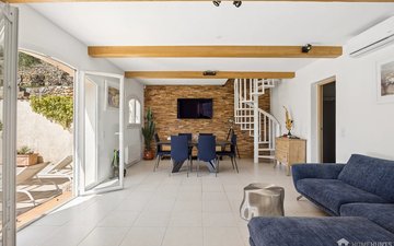 Property slide 4