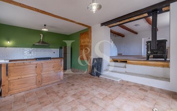 Property slide 8