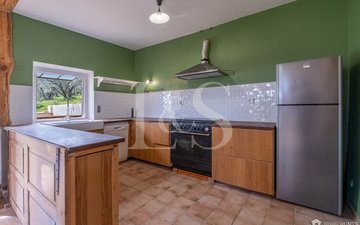 Property slide 9