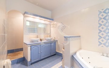 Property slide 11