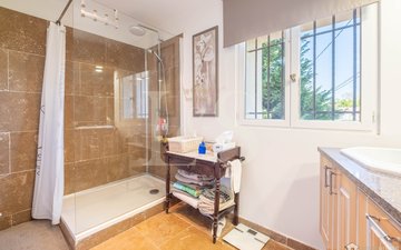 Property slide 17