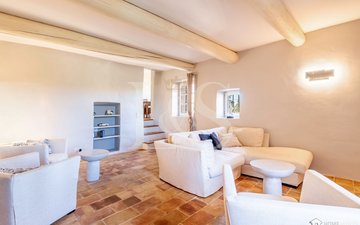 Property slide 16