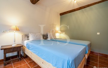 Property slide 9