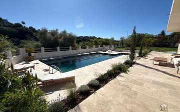 Property slide 10