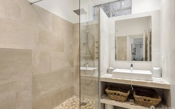 Property slide 16
