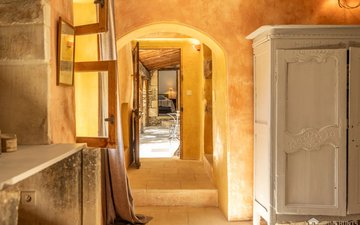 Property slide 10