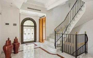 Property slide 18