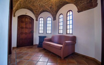 Property slide 18