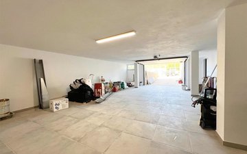 Property slide 67