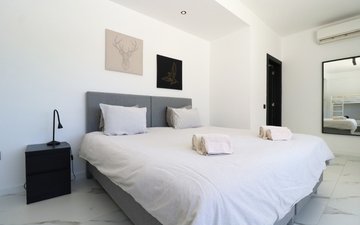 Property slide 50