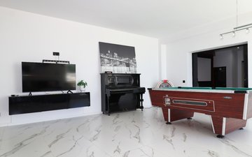 Property slide 65