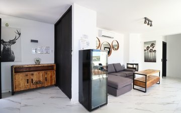 Property slide 21