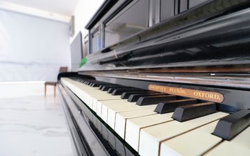 Property slide 60