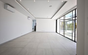 Property slide 34