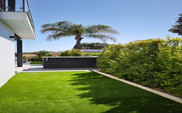 Property slide 32