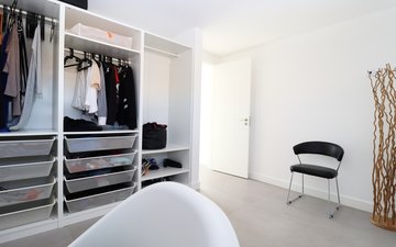 Property slide 44