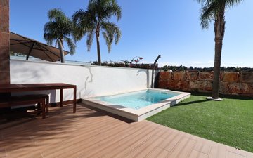 Property slide 48