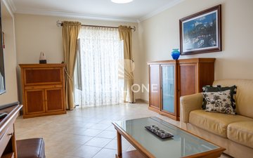 Property slide 44