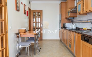 Property slide 62