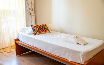 Property slide 50