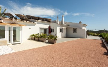 Property slide 39