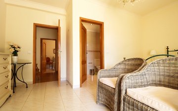 Property slide 39