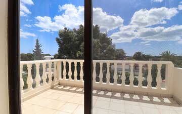Property slide 49