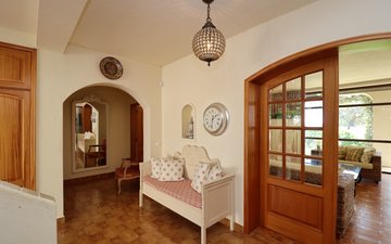 Property slide 44