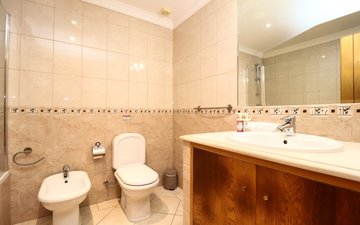 Property slide 39