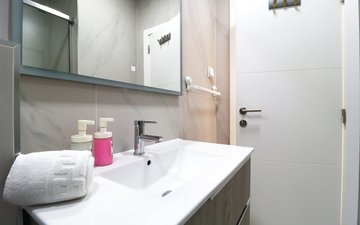 Property slide 25