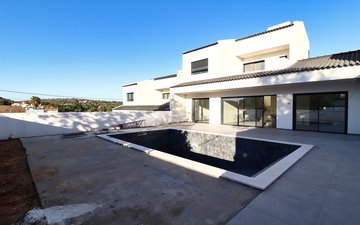 Property slide 60