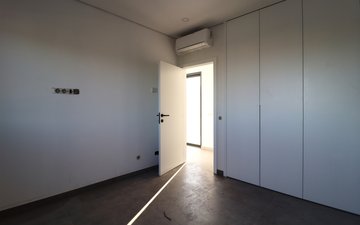 Property slide 73
