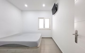 Property slide 31