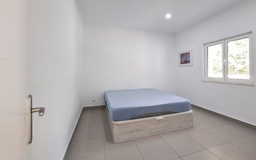 Property slide 22