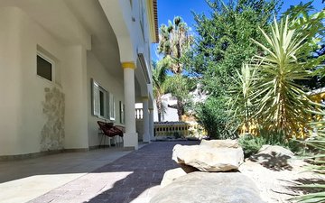 Property slide 4