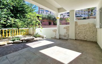 Property slide 44