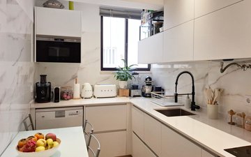 Property slide 14