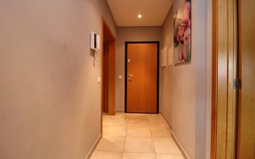 Property slide 25